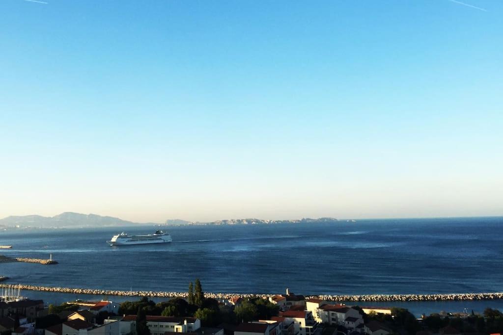 Superbe Terrasse Avec Vue Panoramique Sur La Mer Marsella Exterior foto
