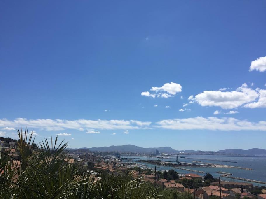Superbe Terrasse Avec Vue Panoramique Sur La Mer Marsella Exterior foto